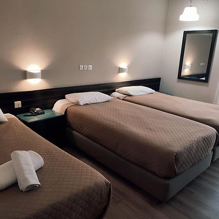 Plaza Hotel 亚历山德鲁波利斯 外观 照片